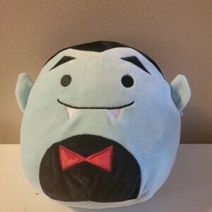 Squishmallow Drake the Dracula Halloween Pkush Toy 8in